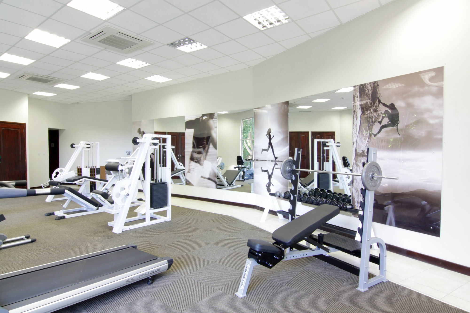 Cresta Lodge Gaborone Bagian luar foto